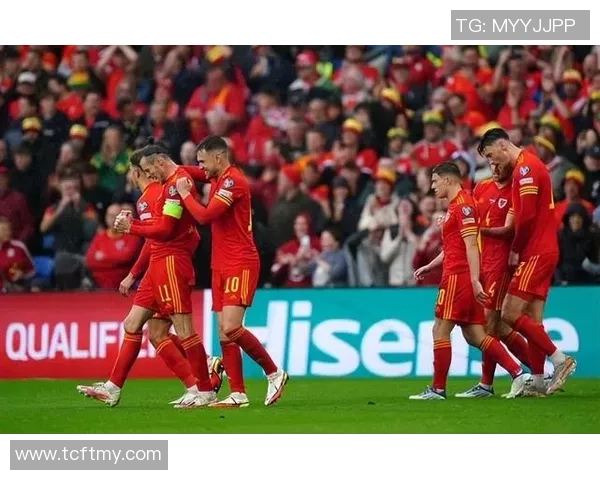 世界杯尤文图斯与皇马激战成平局争议判罚引发全场热议